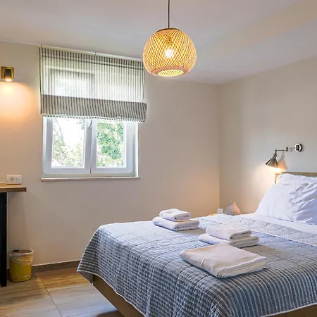 Lejlighed Ljuba Cozy Modern Escape In